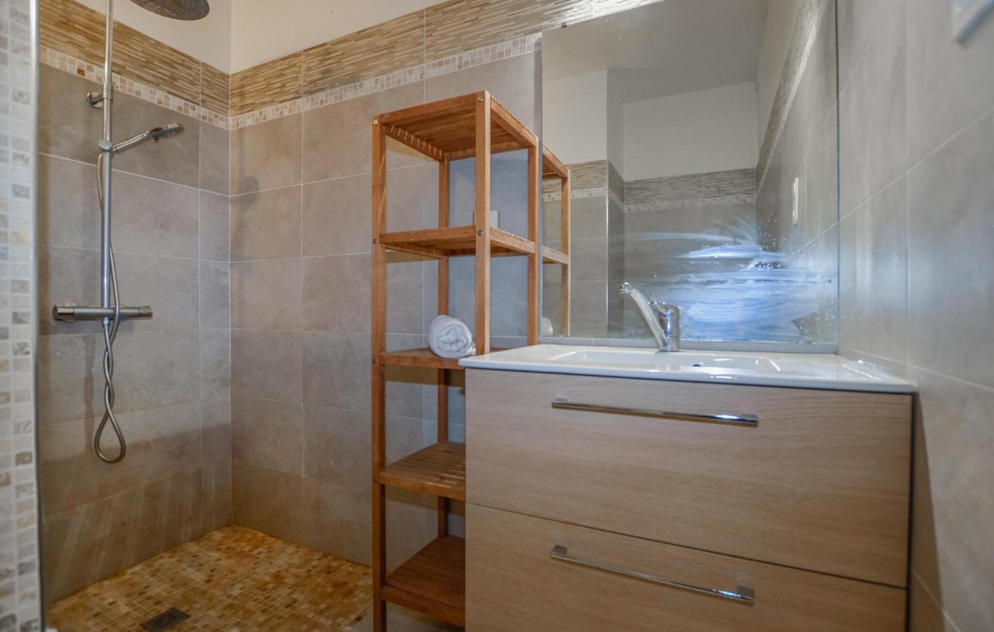 Lovely Apartment In Furiani With Kitchen Exterior foto